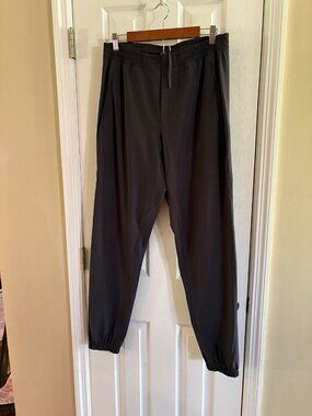 Lululemon Pace Breaker Mens Joggers NEW